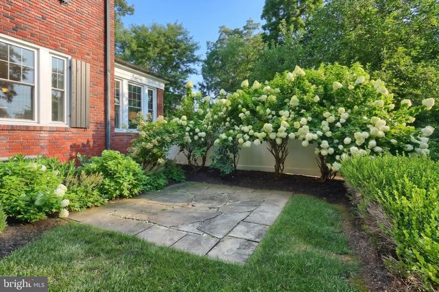 534 VILLA TER, York, PA 17403