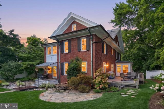 534 VILLA TER, York, PA 17403