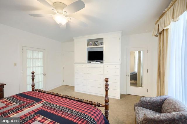 534 VILLA TER, York, PA 17403