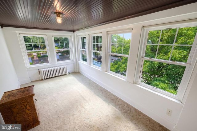 534 VILLA TER, York, PA 17403