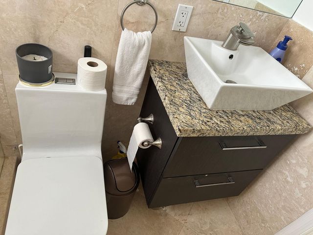 2645 Scott Street, Hollywood, FL 33020