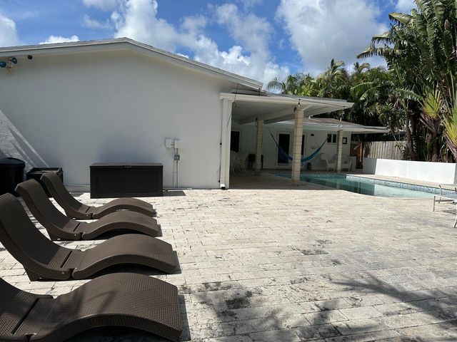2645 Scott Street, Hollywood, FL 33020
