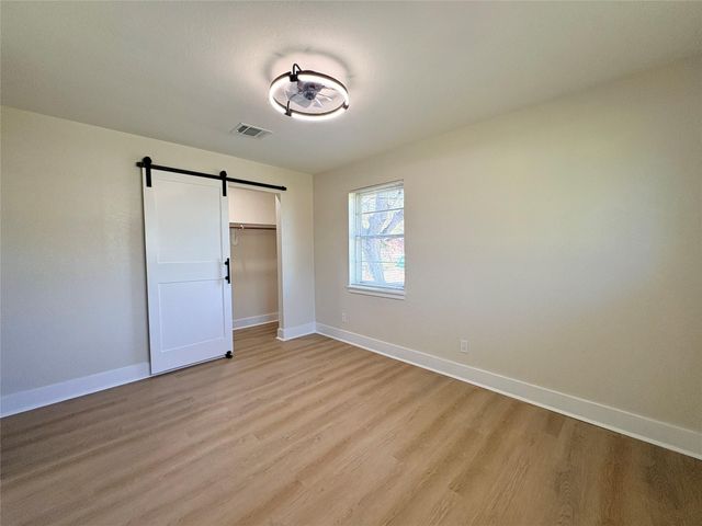 413 La Bradford Drive, Bay City, TX 77414