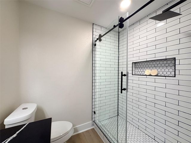 413 La Bradford Drive, Bay City, TX 77414