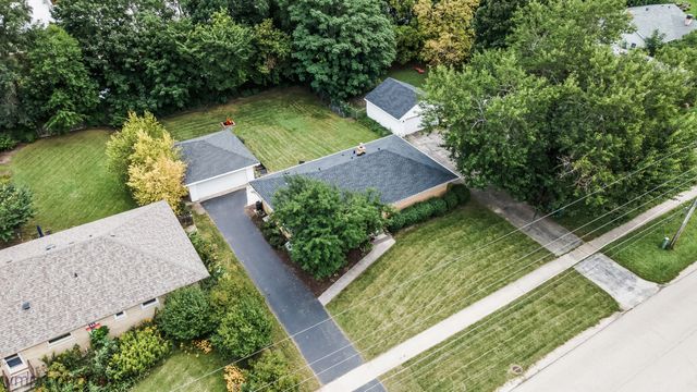 335 S Slusser Street, Grayslake, IL 60030
