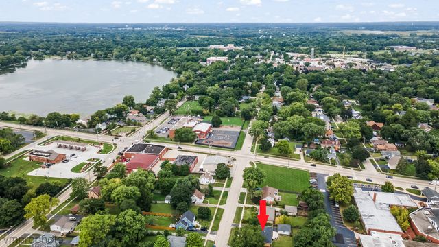 335 S Slusser Street, Grayslake, IL 60030