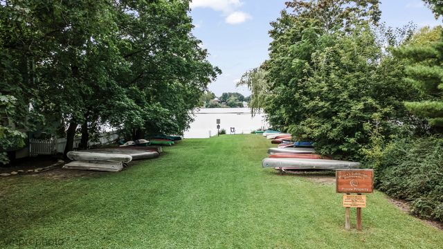 335 S Slusser Street, Grayslake, IL 60030