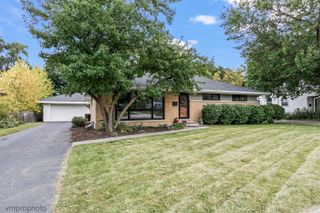 335 S Slusser Street, Grayslake, IL 60030