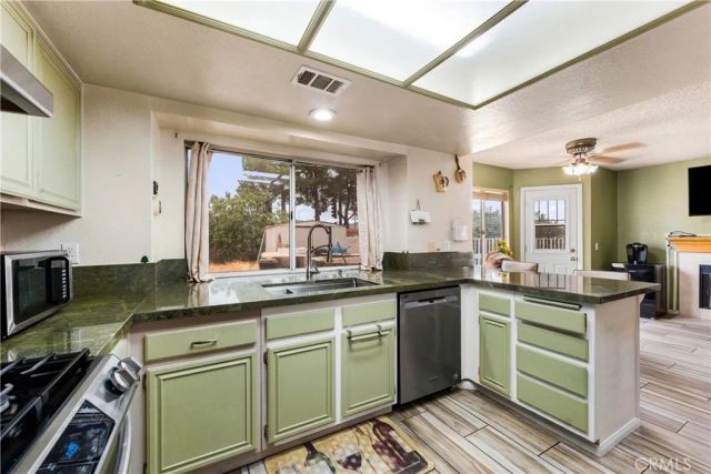38003 Jeri Lane, Palmdale, CA 93550