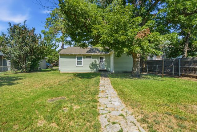 1310 Oliver Street, Weatherford, TX 76086