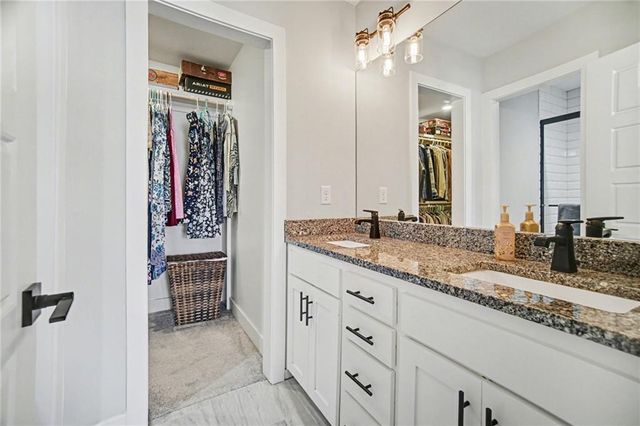 23507 E 11th Terrace S, Independence, MO 64056