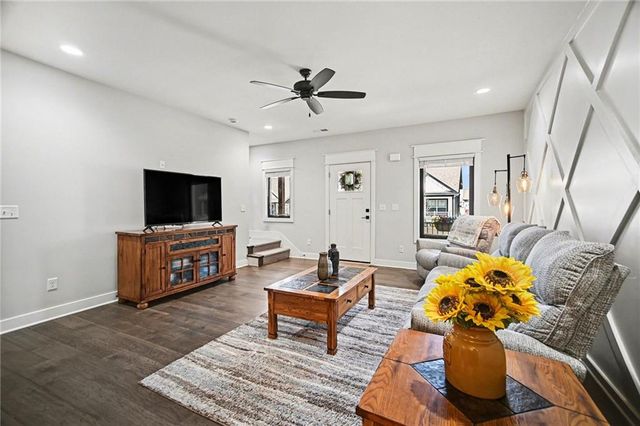 23507 E 11th Terrace S, Independence, MO 64056