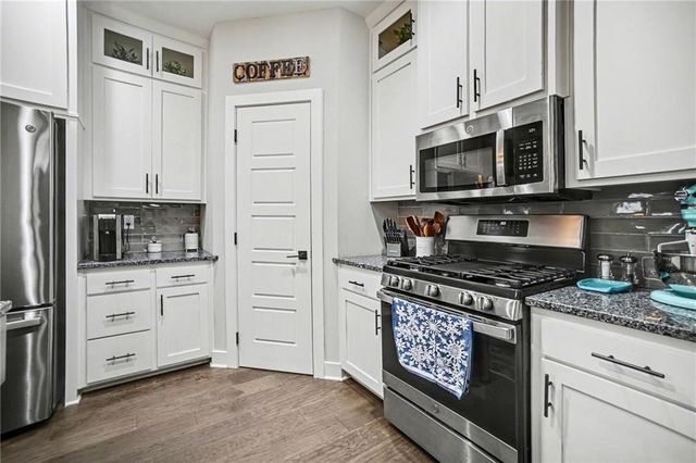 23507 E 11th Terrace S, Independence, MO 64056