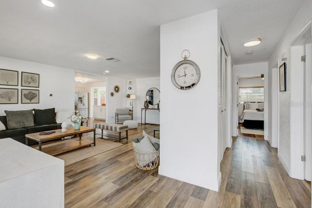 2121 GREENBRIAR BOULEVARD, Clearwater, FL 33763