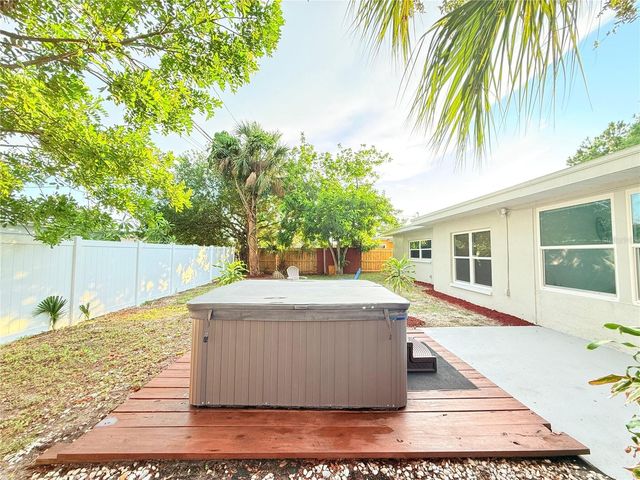 2121 GREENBRIAR BOULEVARD, Clearwater, FL 33763