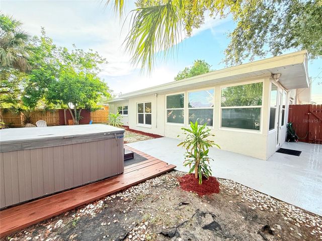 2121 GREENBRIAR BOULEVARD, Clearwater, FL 33763