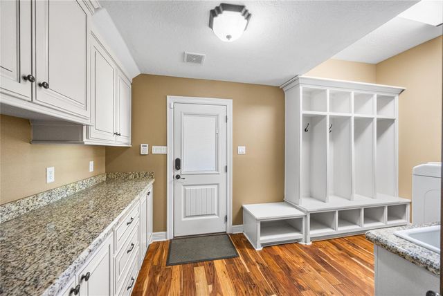 11777 Willowridge Circle, Conroe, TX 77304