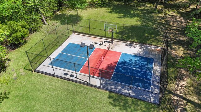 11777 Willowridge Circle, Conroe, TX 77304