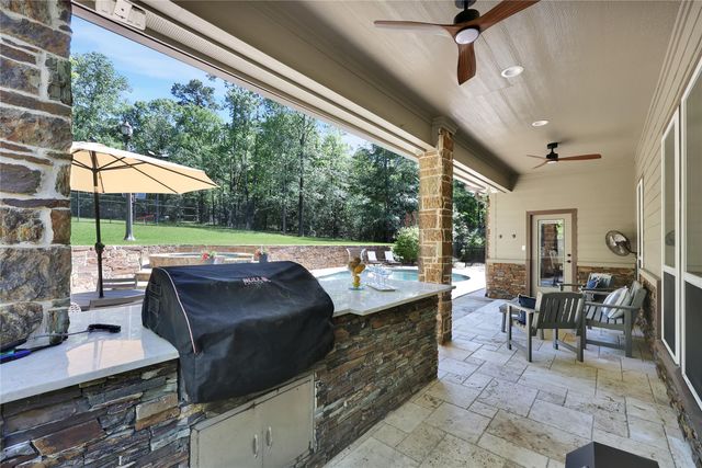 11777 Willowridge Circle, Conroe, TX 77304