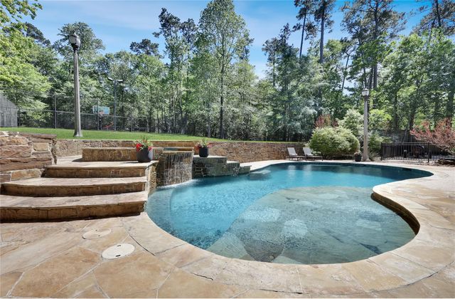 11777 Willowridge Circle, Conroe, TX 77304