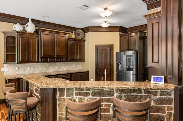 11777 Willowridge Circle, Conroe, TX 77304