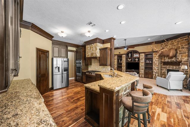 11777 Willowridge Circle, Conroe, TX 77304