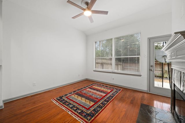 103 S Piper Trace, Spring, TX 77381