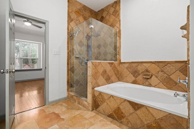 103 S Piper Trace, Spring, TX 77381