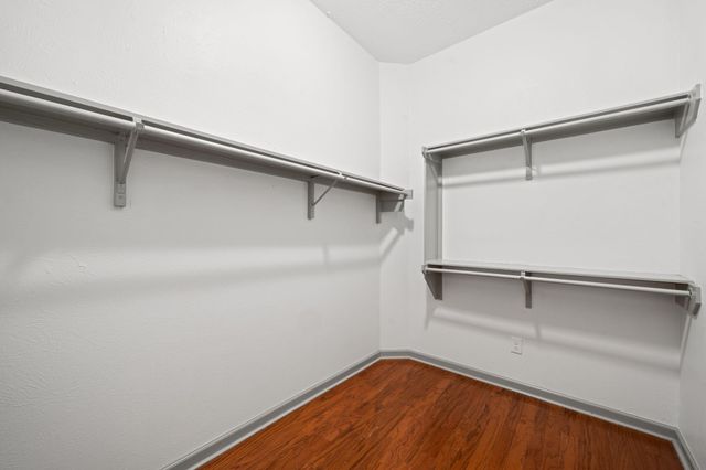 103 S Piper Trace, Spring, TX 77381