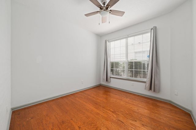 103 S Piper Trace, Spring, TX 77381