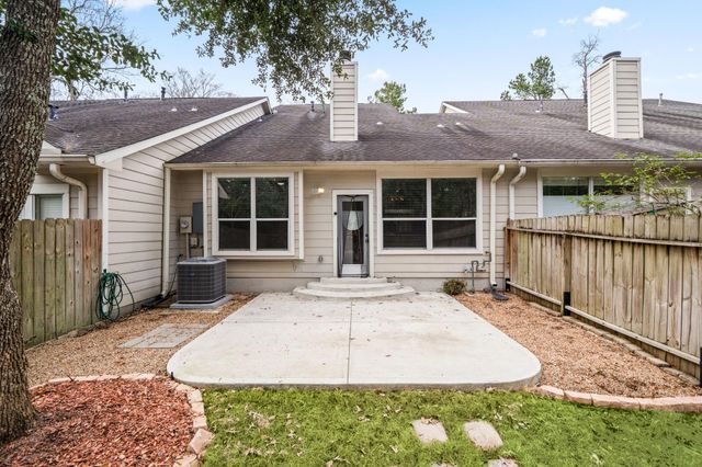 103 S Piper Trace, Spring, TX 77381