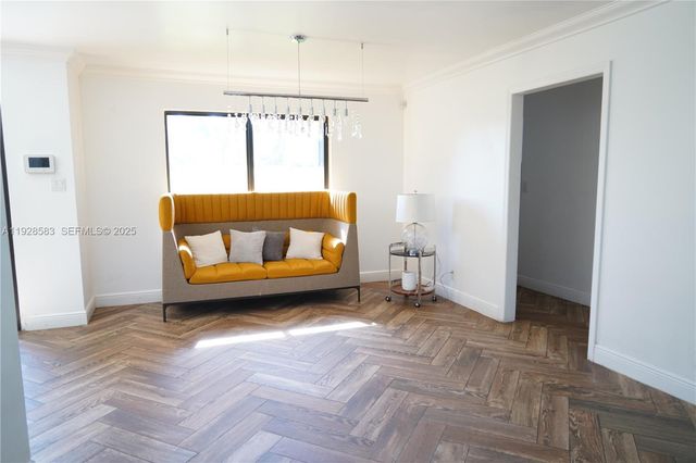 18901 SW 50th ST, Southwest Ranches, FL 33332