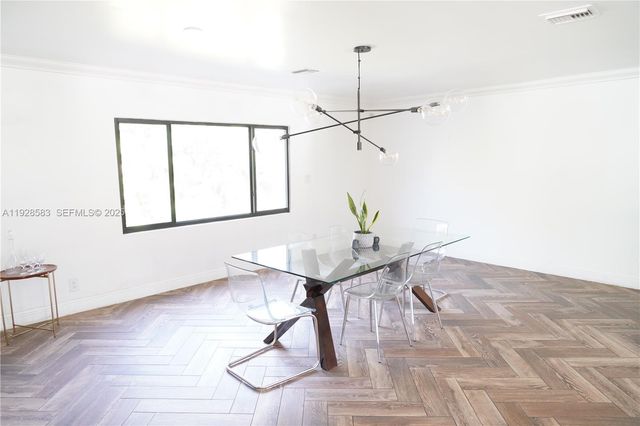 18901 SW 50th ST, Southwest Ranches, FL 33332