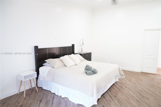 18901 SW 50th ST, Southwest Ranches, FL 33332