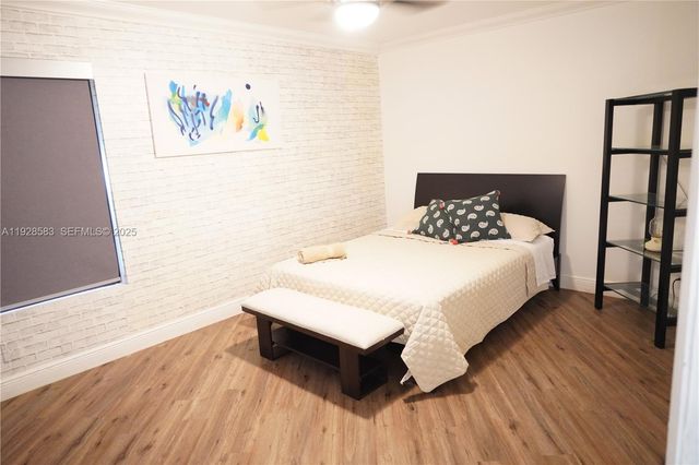 18901 SW 50th ST, Southwest Ranches, FL 33332