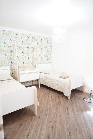 18901 SW 50th ST, Southwest Ranches, FL 33332