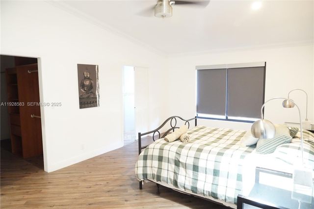 18901 SW 50th ST, Southwest Ranches, FL 33332