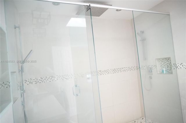 18901 SW 50th ST, Southwest Ranches, FL 33332