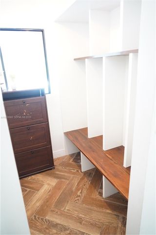 18901 SW 50th ST, Southwest Ranches, FL 33332