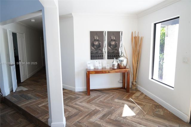 18901 SW 50th ST, Southwest Ranches, FL 33332