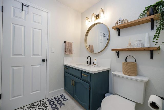 428 Douma Way, Ripon, CA 95366