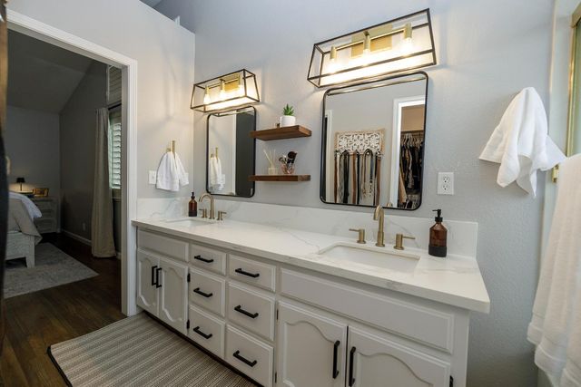 428 Douma Way, Ripon, CA 95366