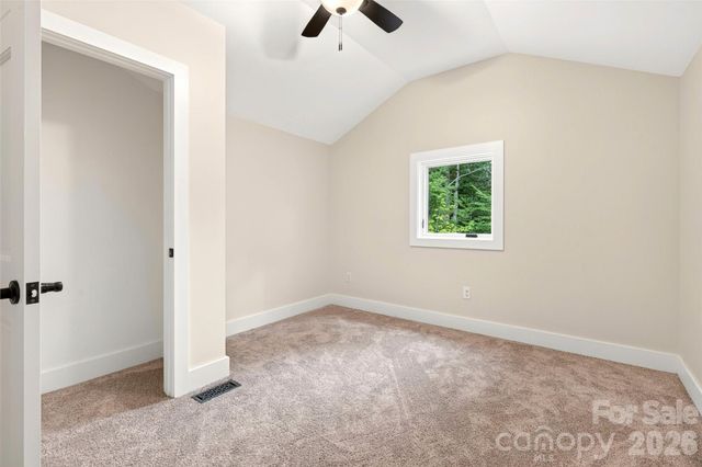 78 Tupper Road, Black Mountain, NC 28711