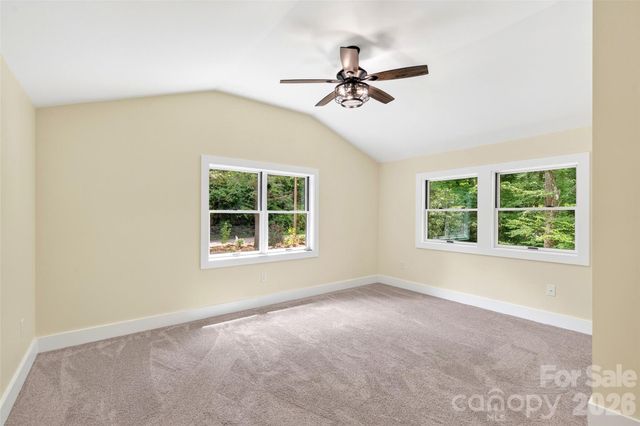 78 Tupper Road, Black Mountain, NC 28711