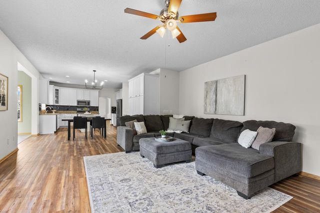 9724 Geisler Road, Eden Prairie, MN 55347