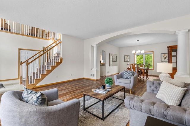 9724 Geisler Road, Eden Prairie, MN 55347