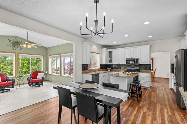 9724 Geisler Road, Eden Prairie, MN 55347