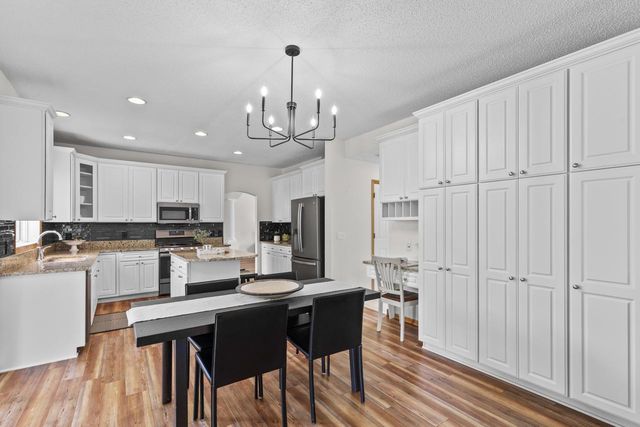 9724 Geisler Road, Eden Prairie, MN 55347