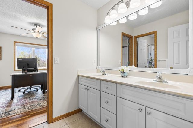 9724 Geisler Road, Eden Prairie, MN 55347