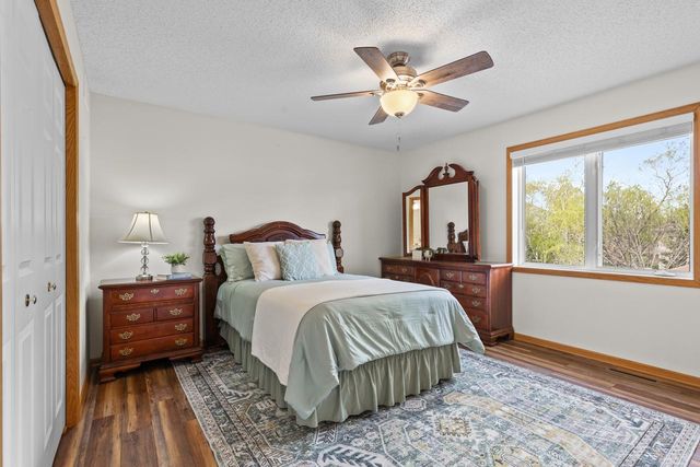 9724 Geisler Road, Eden Prairie, MN 55347